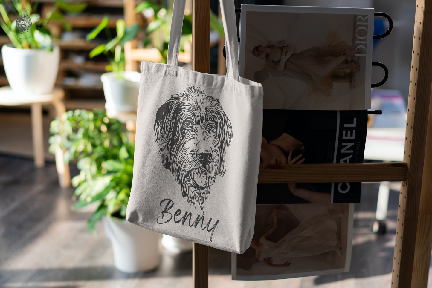 custom pet portrait on eco friendly products. Fashion for petlovers, unique to your individual pet. Sustainable, organic cotton, certified. Elmojis turns your pet into sketched portraits. Whether you choose a unisex or kids T-shirt or sweatshirt, a mug, tote, pouch or waterbottle - these pet portraits are more than just an emoji.